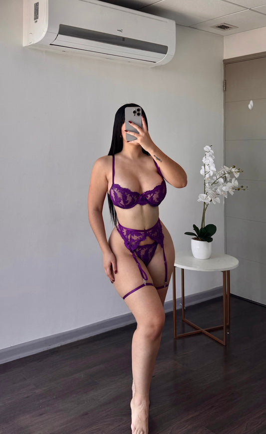 PREVENTA Conjunto lenceria Muérdago(2 a 3 semanas)